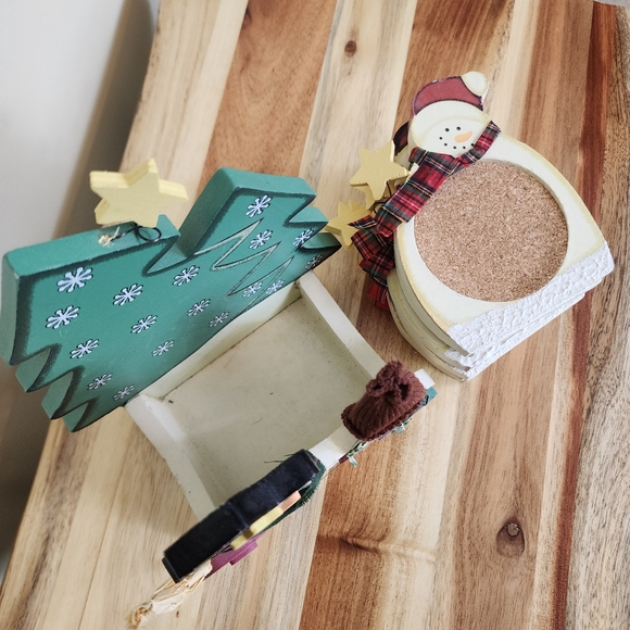 Set of 6 Christmas Snowman Coaster Set with Decorative Holder - Picture 6 of 12